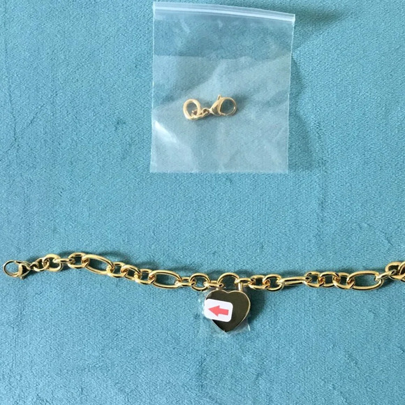 Crystal & 14K Gold-Plated Initial 'A' Heart Bracelet Feminine, Minimalist, Luxur - Picture 5 of 5